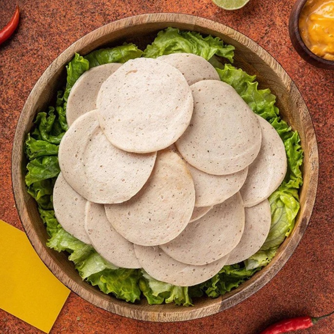 Chicken salami slices
